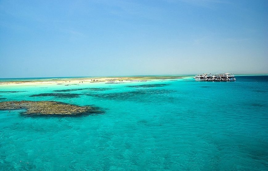 Ras Mohamed By Boat Trip