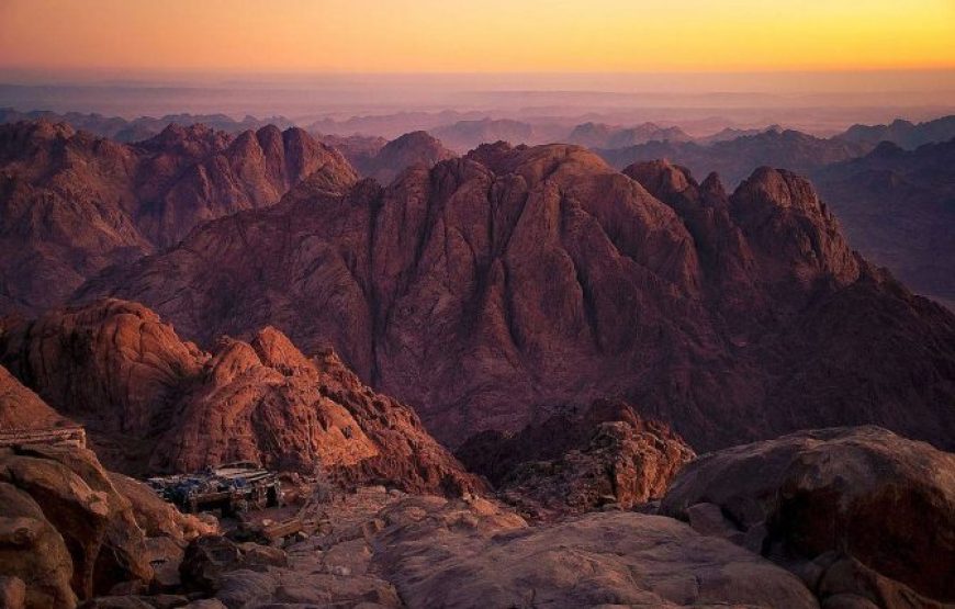 Sharm El Sheikh: Moses Mountain by night and St. Catherine