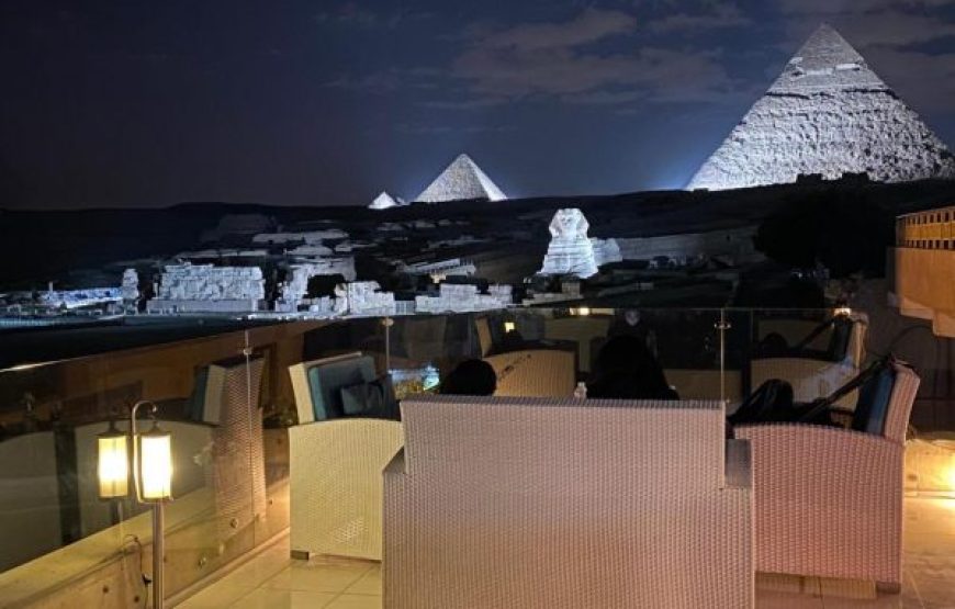 Cairo: Giza Pyramids Sound And Light Show With Dinner