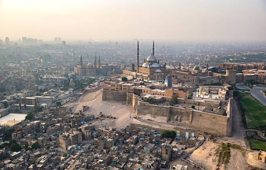 Cairo: Pyramids, Bazaar, Citadel Tour With Photographer