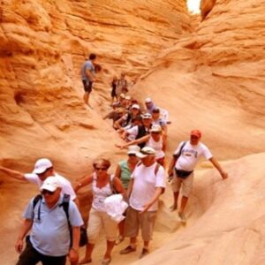 629878162-Colored-Canyon-776x450