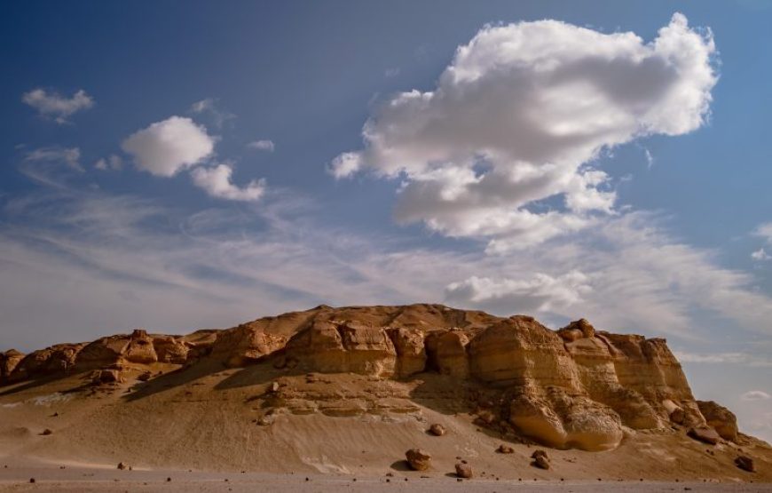 Hurghada: Stars, Sand & Safari: Desert Jeep Ride with Dinner