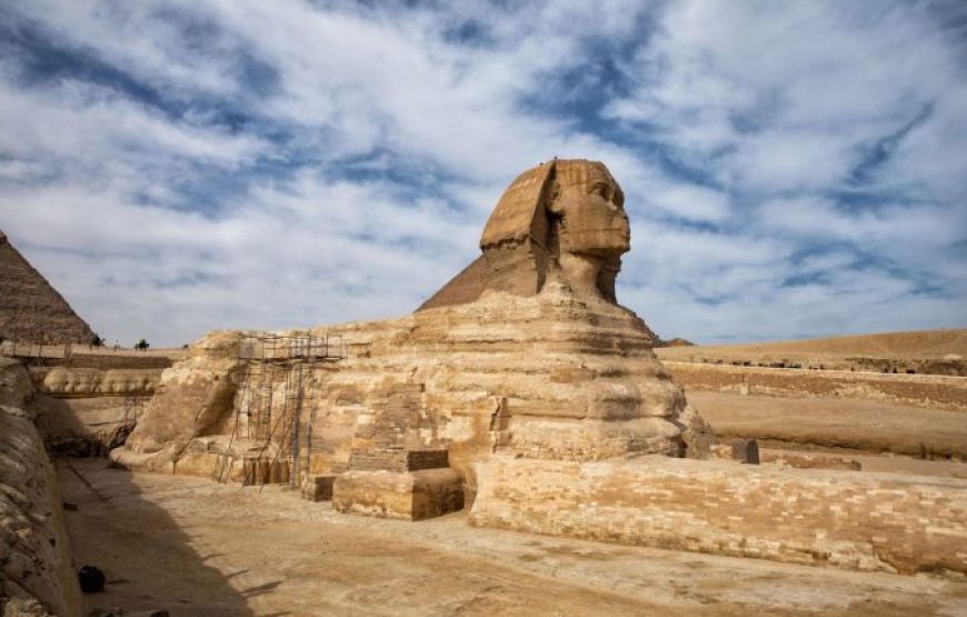 Cairo: Pyramids Of Giza, Sphinx, Saqqara, Memphis & Lunch