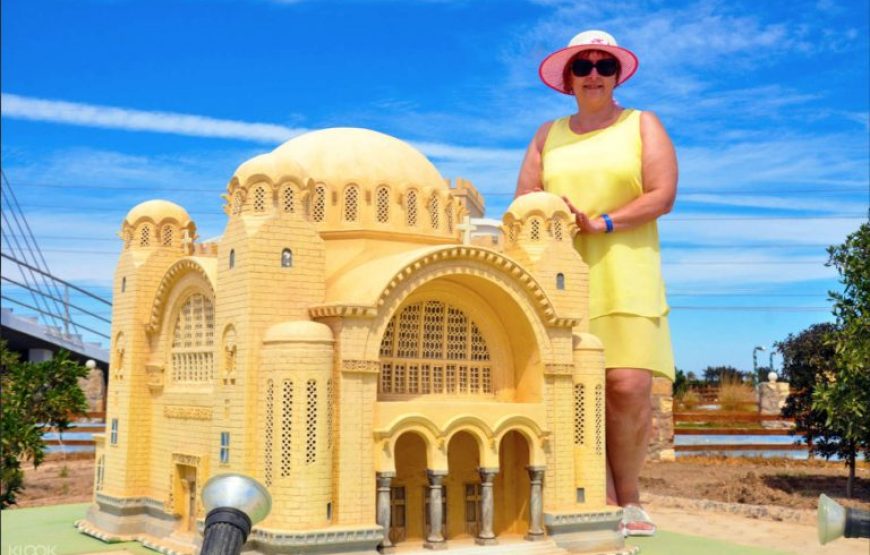 El Gouna: 2 In 1 Trip Dolphin World Show And Mini Egypt Park With Transfers