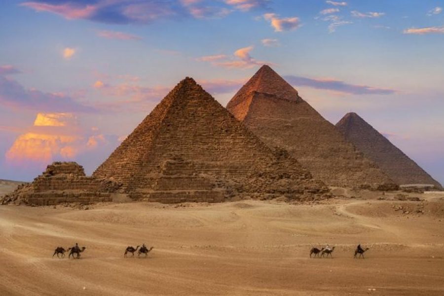 Пирамиды Гизы: Полдня на Верблюде или Карете