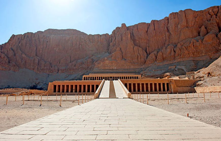 Tagesausflug nach Luxor mit Heißluftballonfahrt