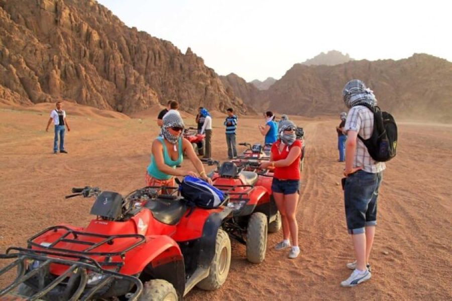 Makadi Bay: Sunrise Quad Bike Adventure And Giftun Island Snorkeling Trip