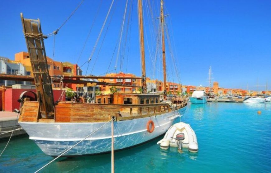 Soma Bay: Parasailing Experience And City Tour With Shopping