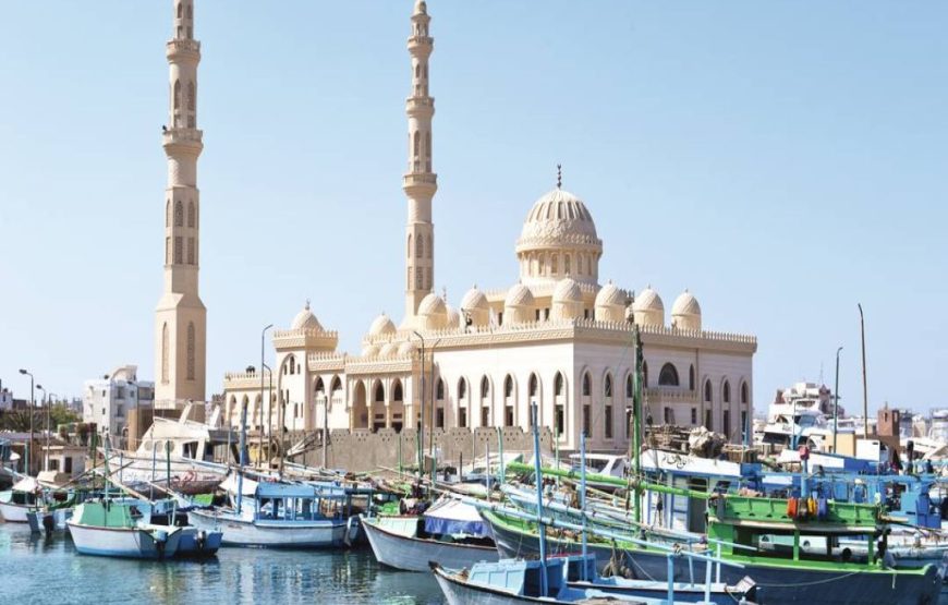 Makadi Bay: Parasailing Experience And City Tour With Shopping