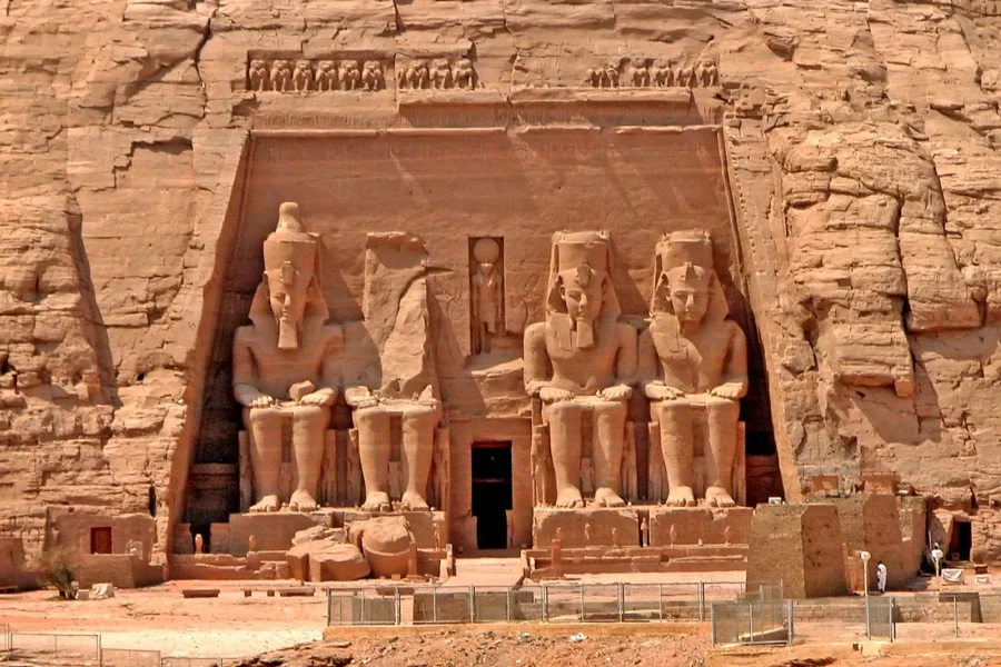 Hurghada: 2 Days Tour Aswan and and and Abu Simbel With Hotel And Transfer