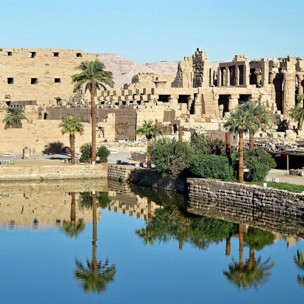 LUXOR