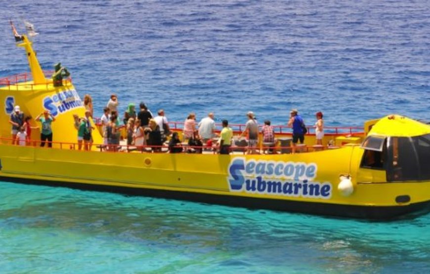 Sharm El Sheikh: Bathyscaphe Or Submarine