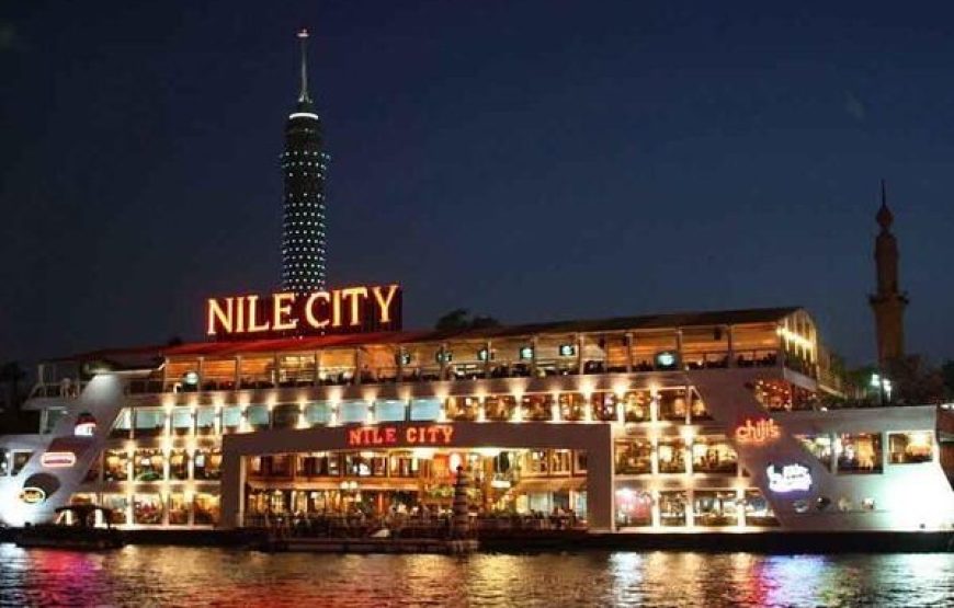 Cairo: Nile Dinner Cruise With Live Entertainment