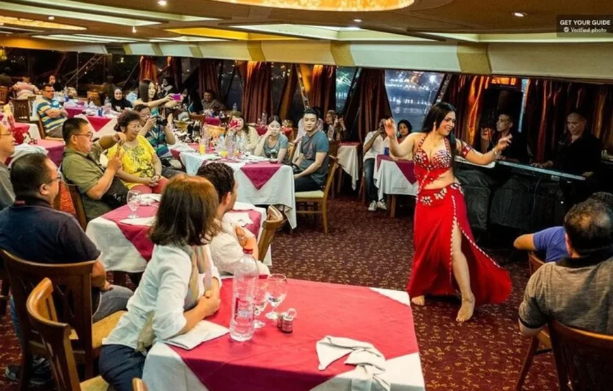 Cairo: Crociera con Cena sul Nilo e Spettacolo dal Vivo