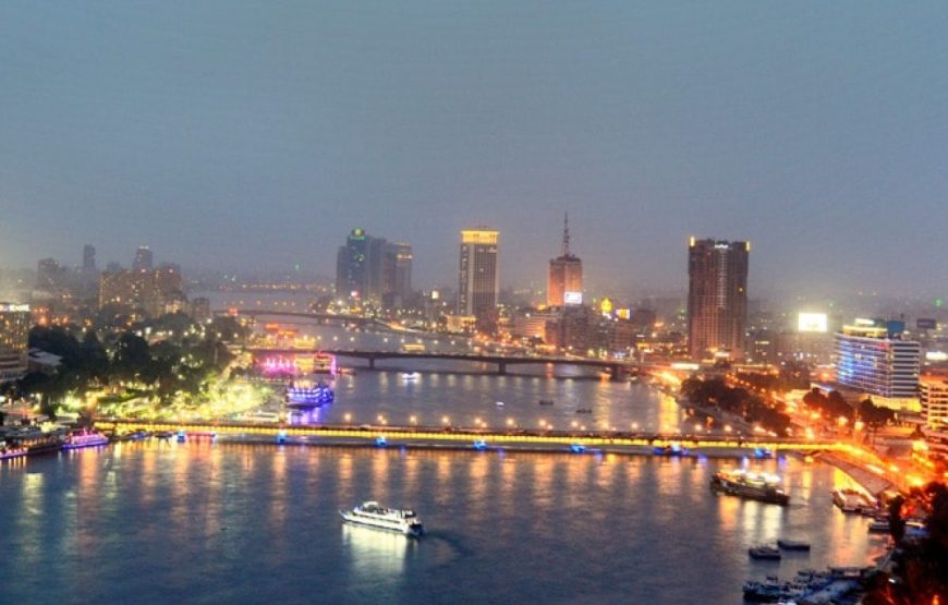 Cairo: Crociera con Cena sul Nilo e Spettacolo dal Vivo
