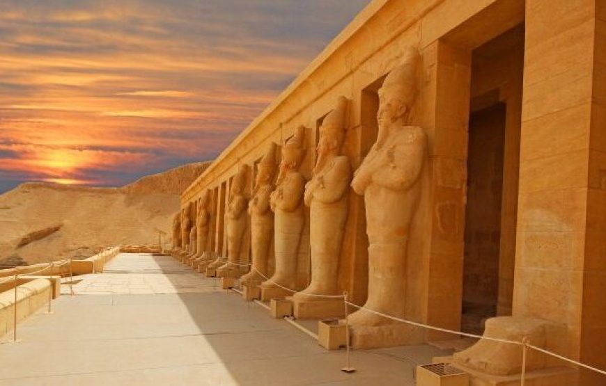 Tagesausflug nach Luxor mit Heißluftballonfahrt
