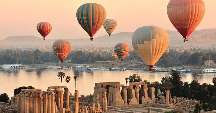 Luxor e Assuan: la guida completa a templi e tombe